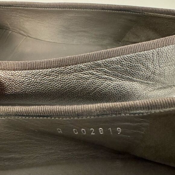 Chanel EU 39 CC Logo Dark Gray Metallic Pewter Classic Ballet Flats Authentic - Picture 7 of 8